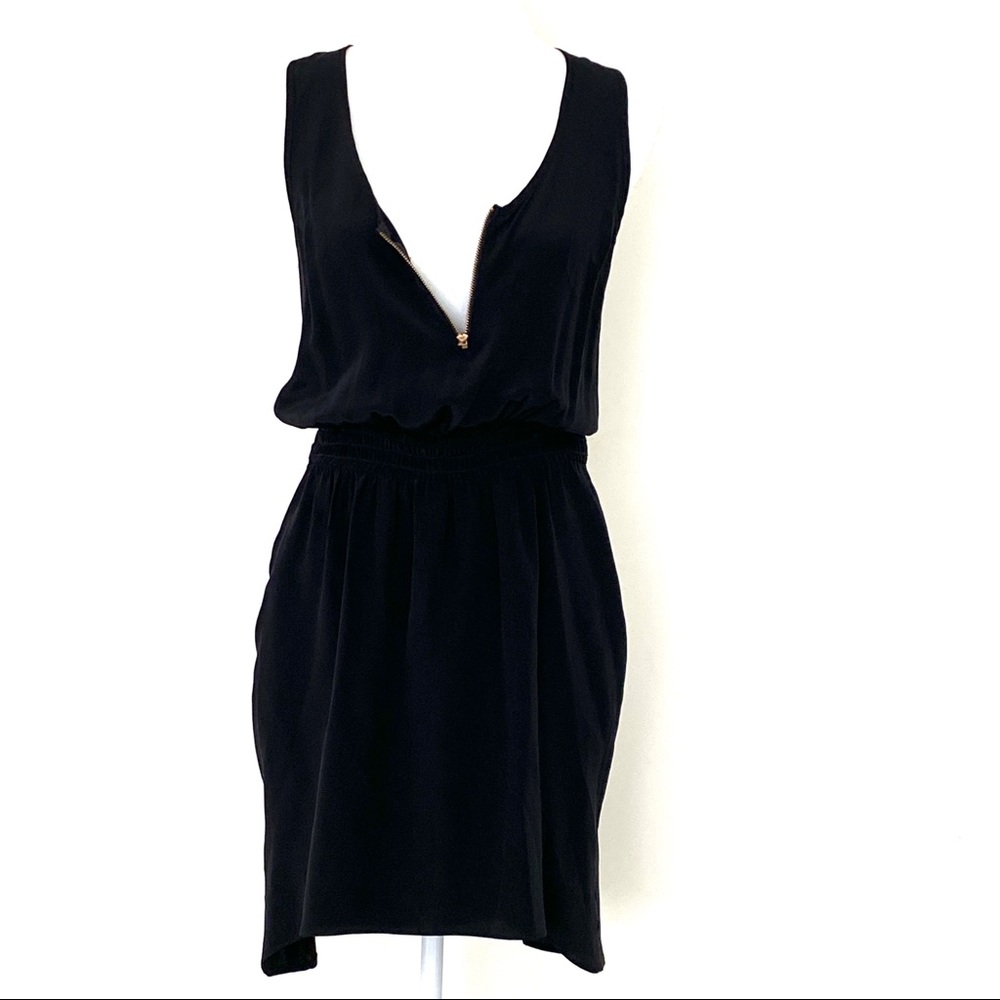 SOLD arina Grimaldi Chiffon Black Sleeveless Dress